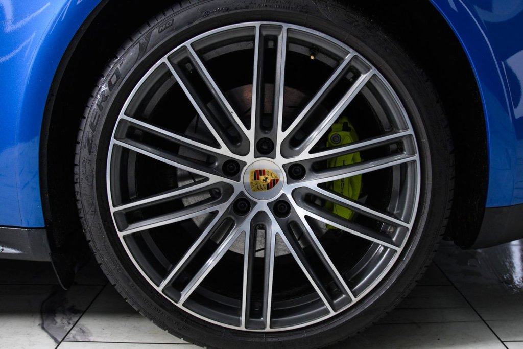 Used Porsche Panamera 2018 for sale - 77153645: Photo 10