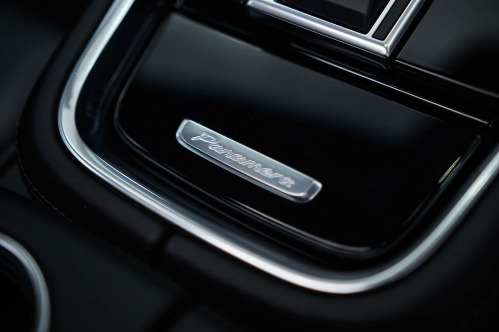 Used Porsche Panamera 2018 for sale - 77153645: Photo 33