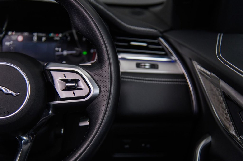 Used Jaguar F-Pace 2022 for sale - 76841270: Photo 17