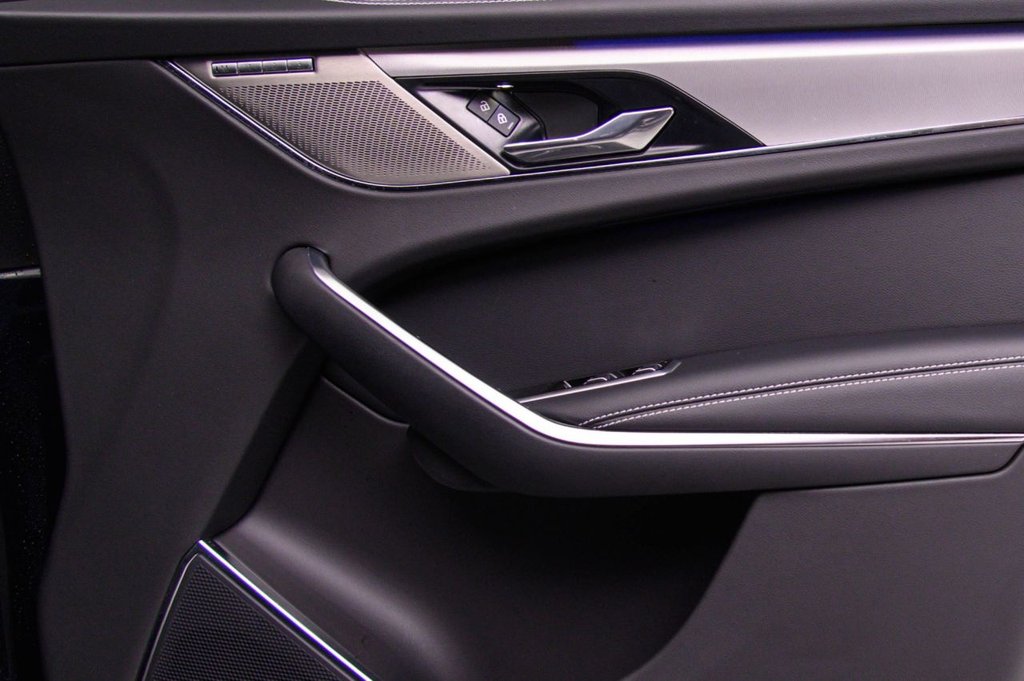 Used Jaguar F-Pace 2022 for sale - 76841270: Photo 22