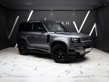 Land Rover - Defender