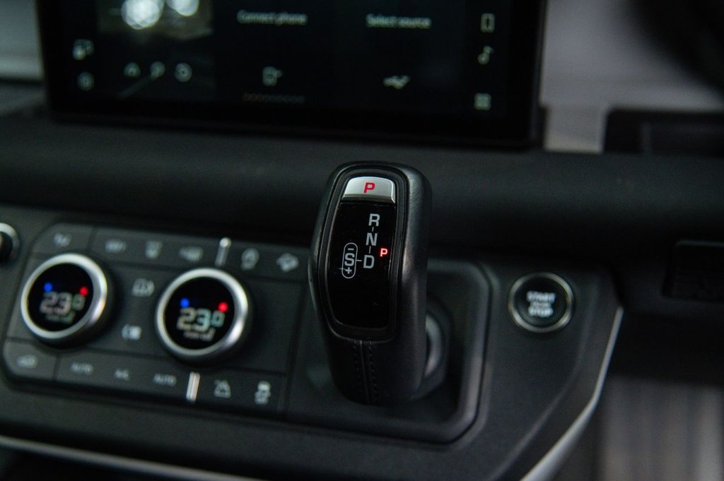 Used Land Rover Defender 2022 for sale - 76256218: Photo 23