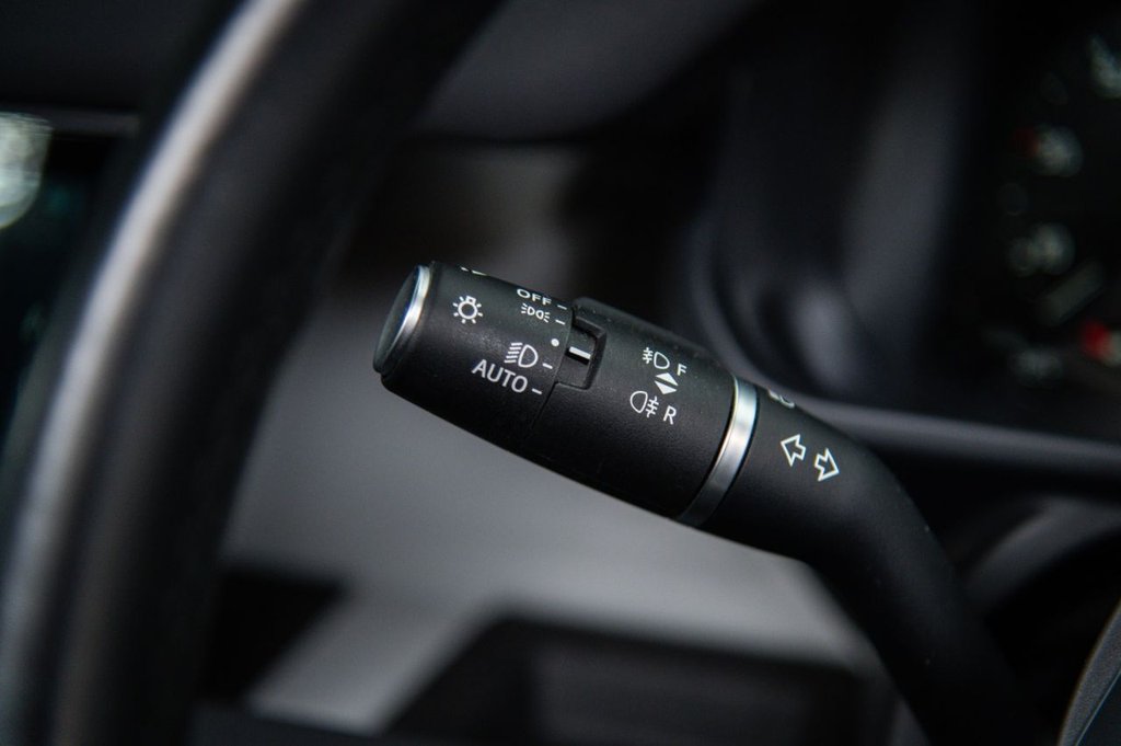 Used Land Rover Defender 2022 for sale - 76256218: Photo 26