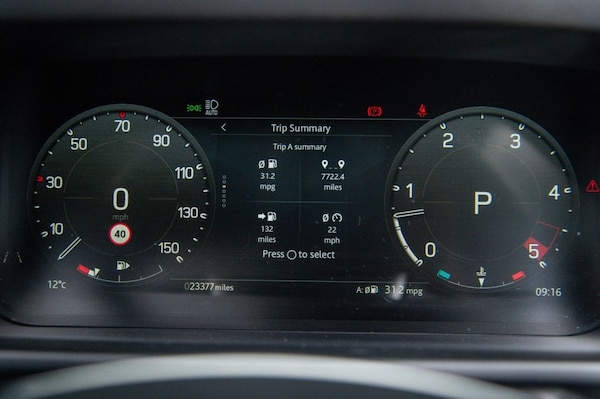 Used Land Rover Defender 2022 for sale - 76256218: Photo 40