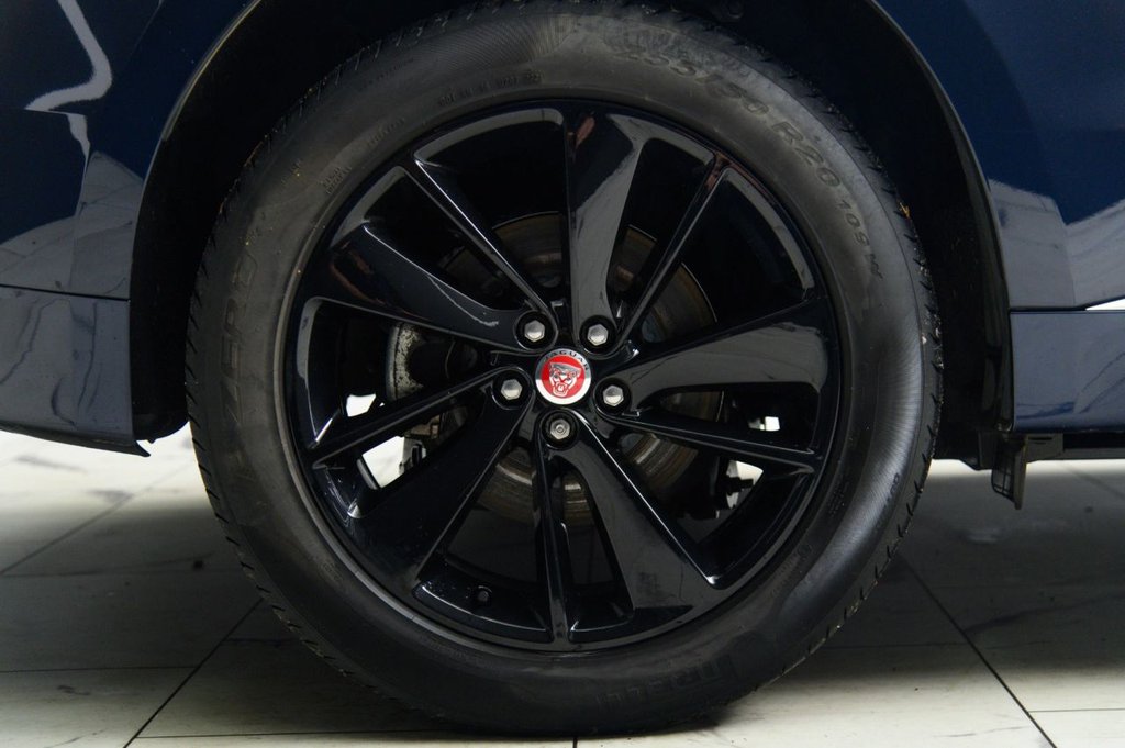 Used Jaguar F-Pace 2021 for sale - 76962370: Photo 10