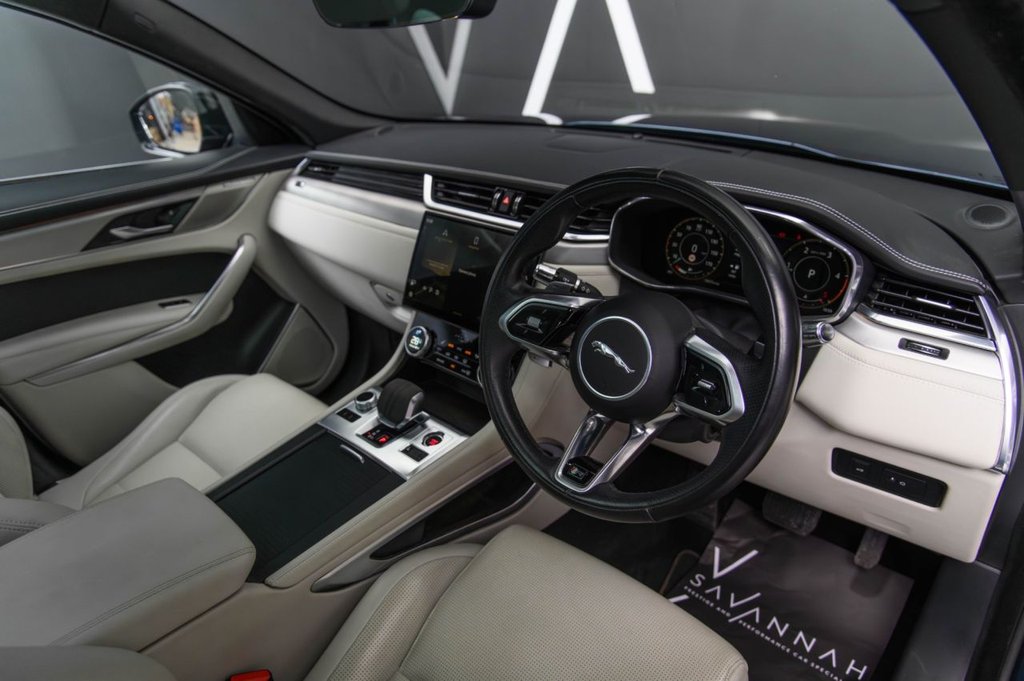 Used Jaguar F-Pace 2021 for sale - 76962370: Photo 12