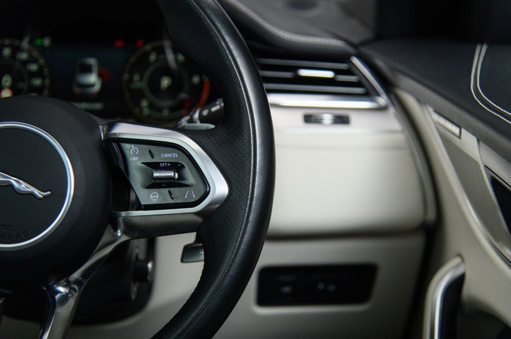 Used Jaguar F-Pace 2021 for sale - 76962370: Photo 17