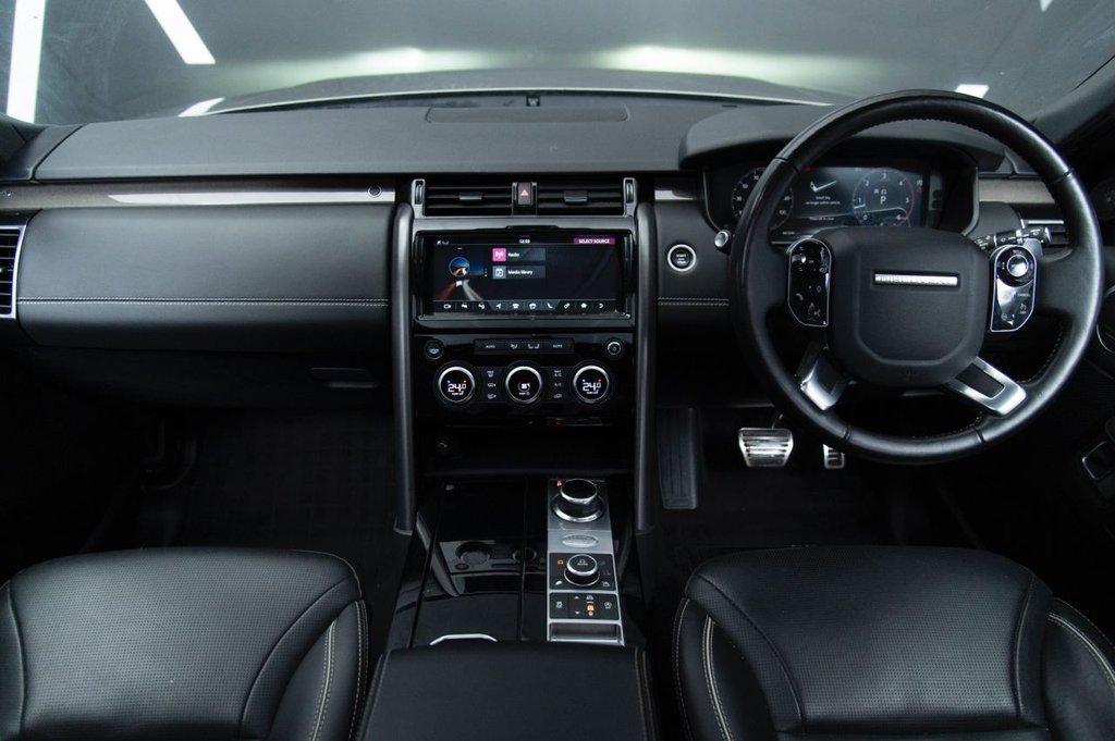 Used Land Rover Discovery 2020 for sale - 76740630: Photo 2