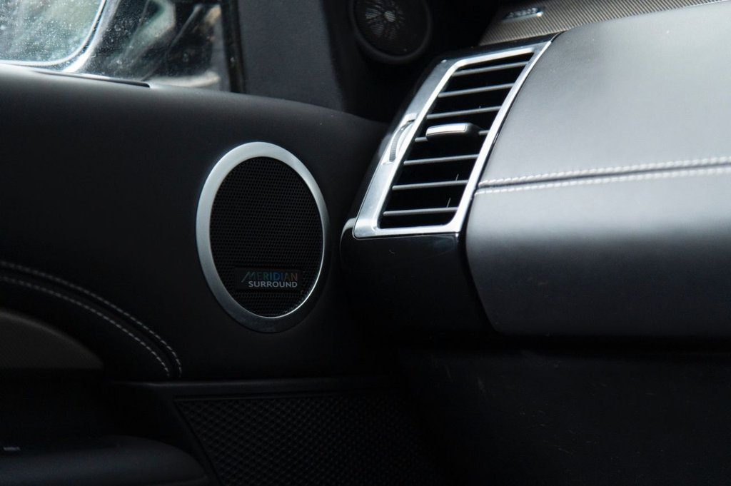 Used Land Rover Discovery 2020 for sale - 76740630: Photo 25