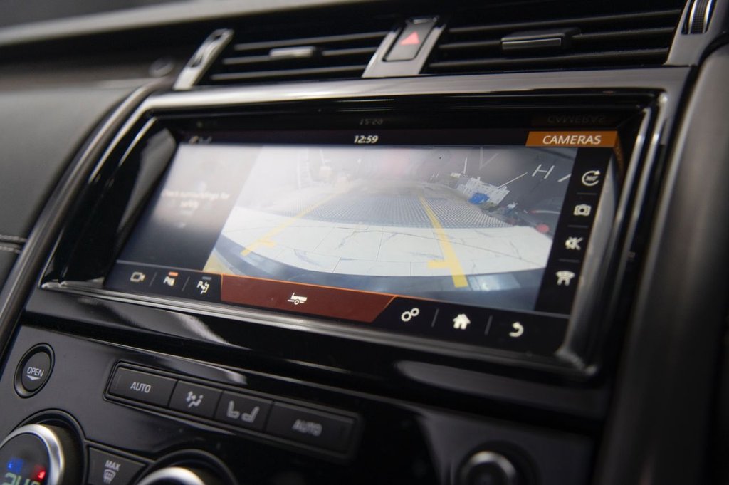 Used Land Rover Discovery 2020 for sale - 76740630: Photo 29