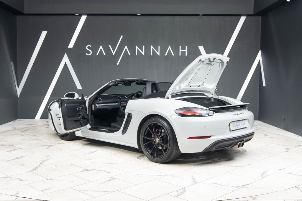 Used Porsche 718 Boxster 2016 for sale - 77936981: Photo 10