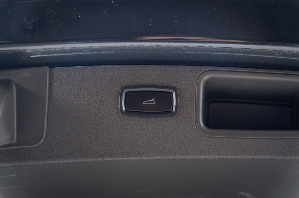 Used Porsche Macan 2020 for sale - 76400497: Photo 19