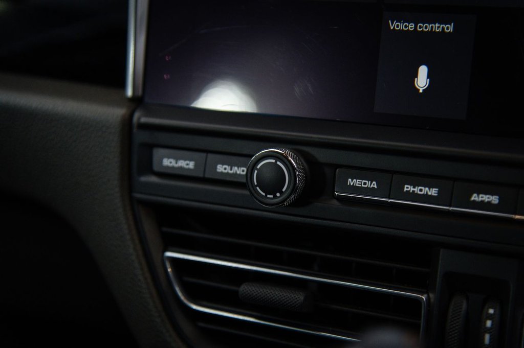 Used Porsche Macan 2020 for sale - 76400497: Photo 26