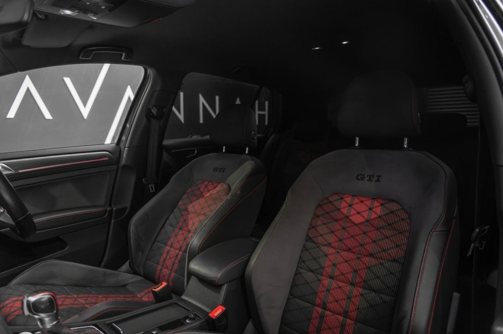 Used Volkswagen Golf 2019 for sale - 76642669: Photo 17