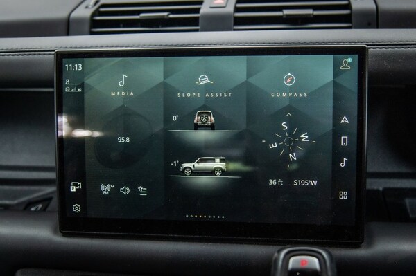 Used Land Rover Defender 2022 for sale - 75642815: Photo 27