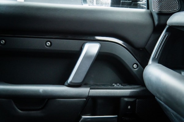 Used Land Rover Defender 2022 for sale - 75642815: Photo 33