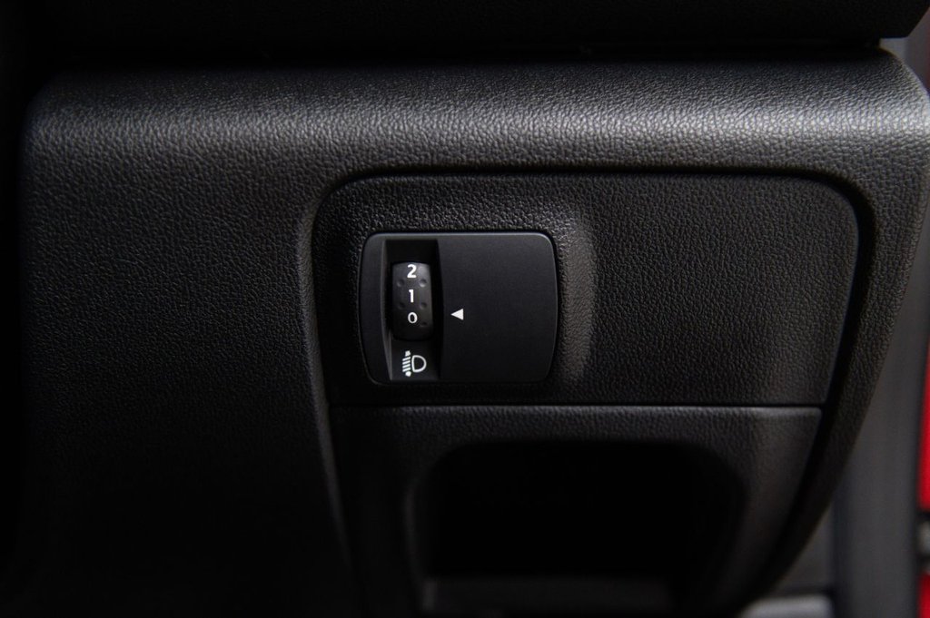 Used Renault Megane 2019 for sale - 76570499: Photo 28