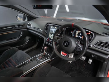 Used Renault Megane 2019 for sale - 76570499: Photo