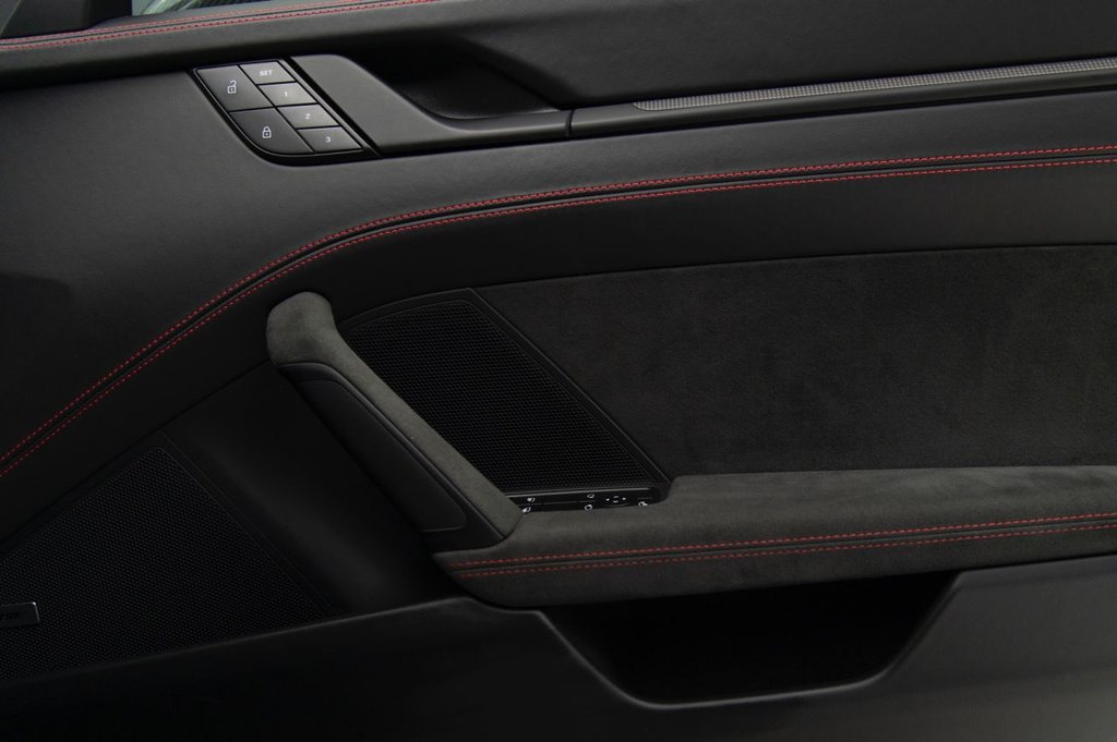 Used Porsche 911 2022 for sale - 76686216: Photo 23