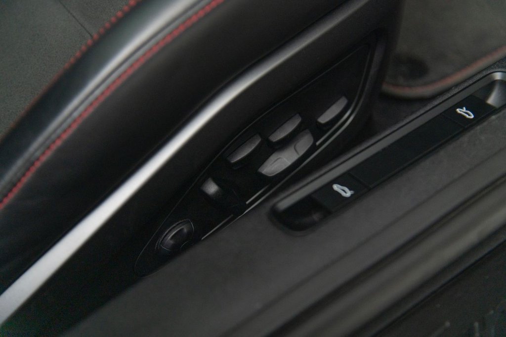 Used Porsche 911 2022 for sale - 76686216: Photo 25