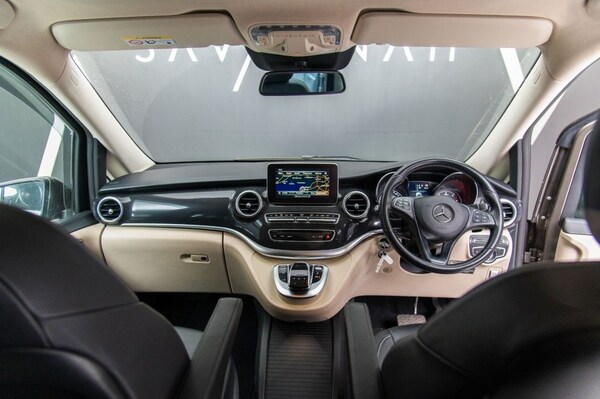 Used Mercedes-Benz V-Class 2019 for sale - 74592477: Photo 20