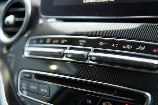 Used Mercedes-Benz V-Class 2019 for sale - 74592477: Photo 36