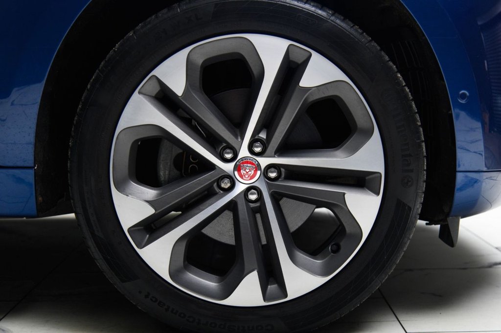 Used Jaguar F-Pace 2021 for sale - 76841325: Photo 10