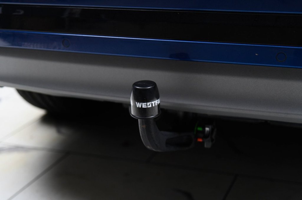 Used Jaguar F-Pace 2021 for sale - 76841325: Photo 11