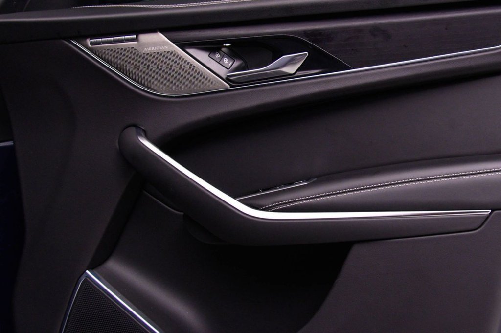 Used Jaguar F-Pace 2021 for sale - 76841325: Photo 23