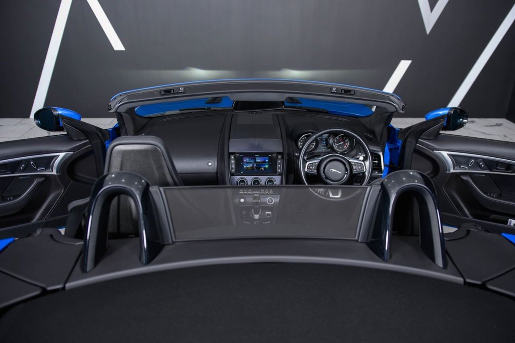 Used Jaguar F-Type 2018 for sale - 77153681: Photo 19