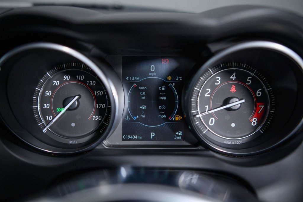 Used Jaguar F-Type 2018 for sale - 77153681: Photo 33