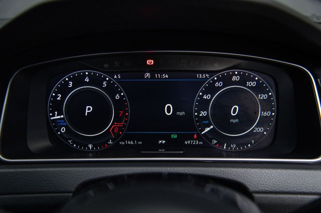 Used Volkswagen Golf 2019 for sale - 76582571: Photo 33