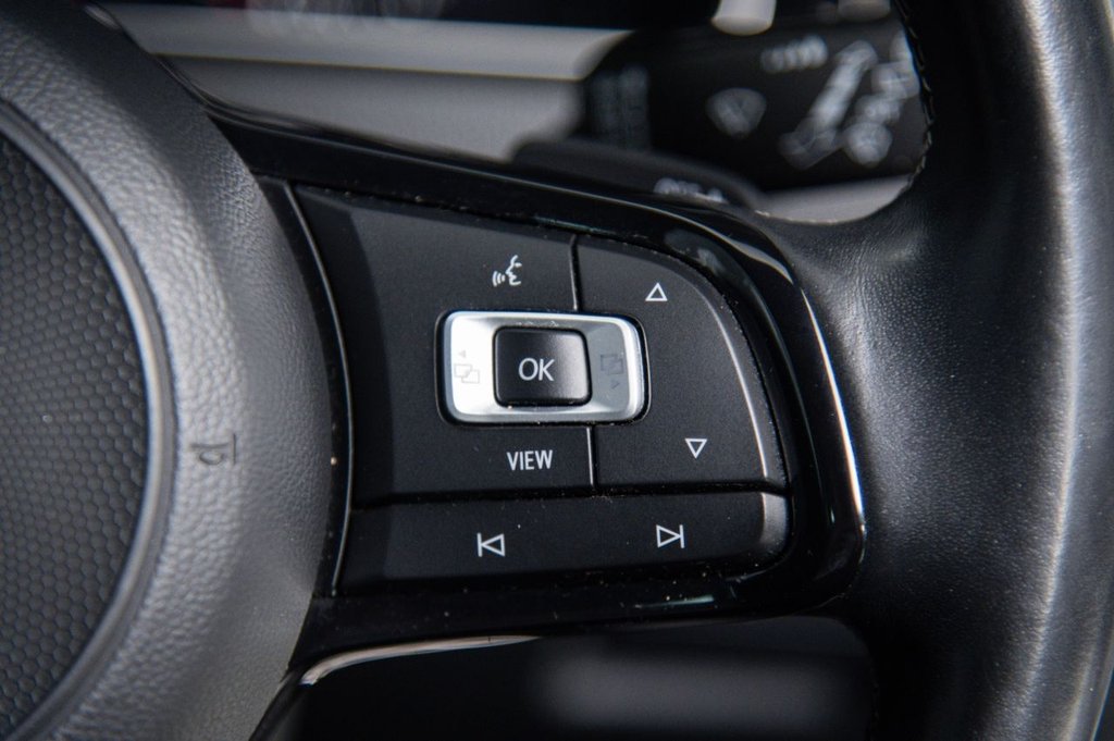 Used Volkswagen Golf 2019 for sale - 76582571: Photo 36