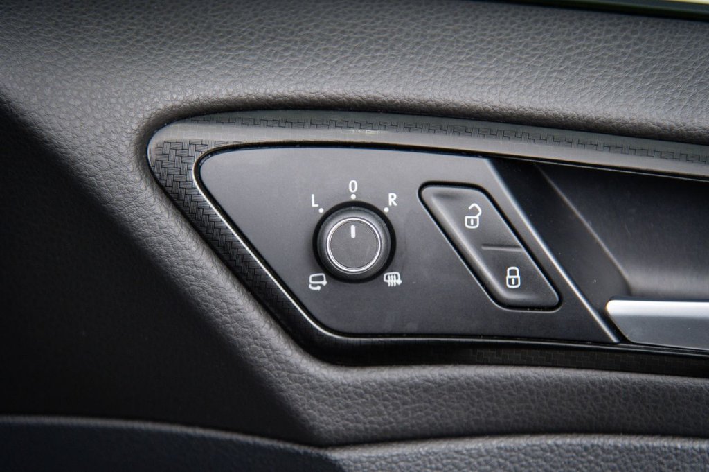 Used Volkswagen Golf 2019 for sale - 76582571: Photo 39