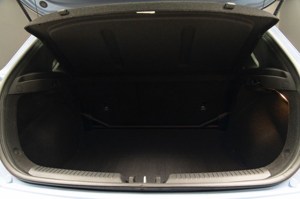 Used Hyundai i30 2018 for sale - 76686318: Photo 21