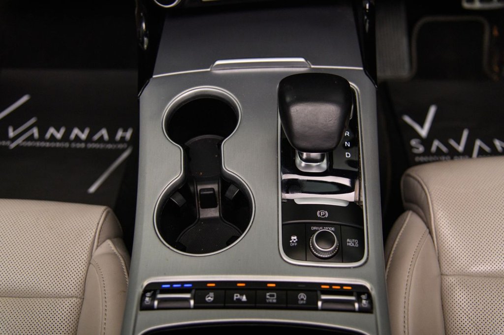 Used Kia Stinger 2017 for sale - 77089235: Photo 12