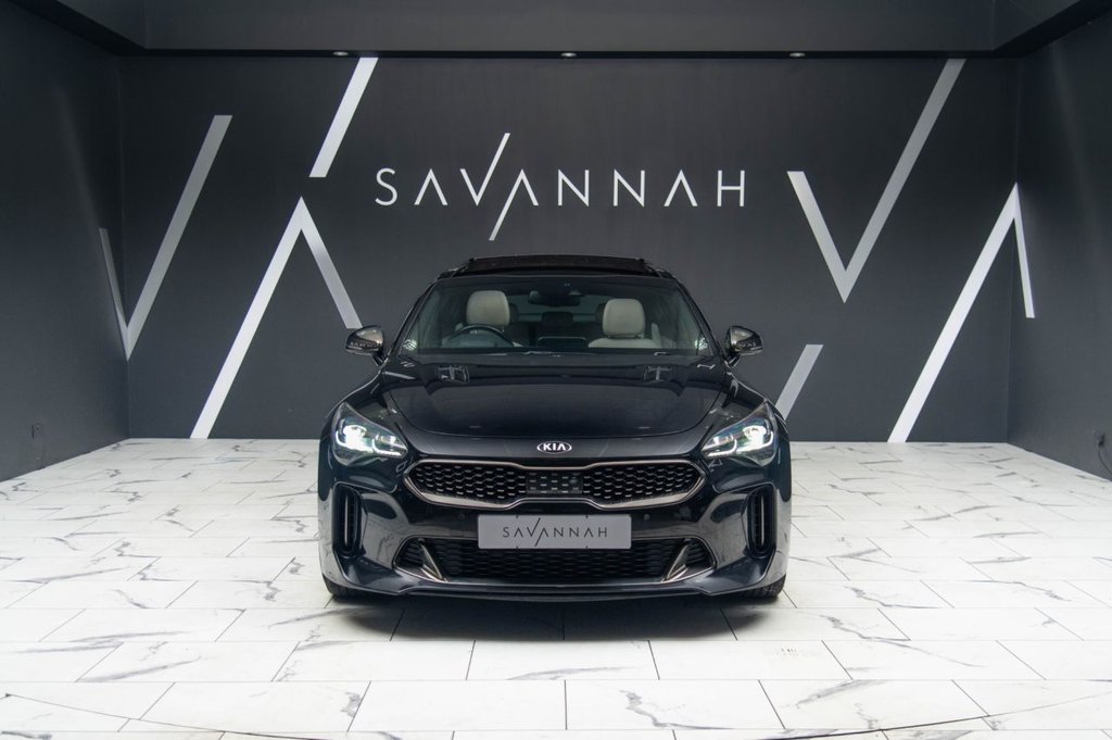 Used Kia Stinger 2017 for sale - 77089235: Photo 2