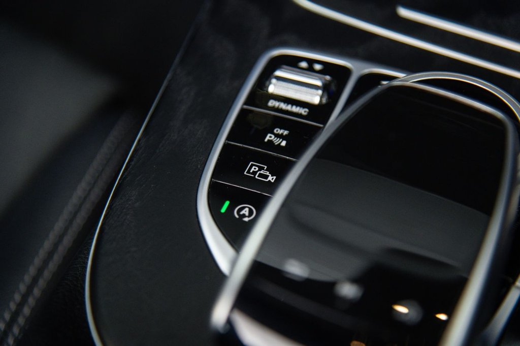 Used Mercedes-Benz E Class 2020 for sale - 76304309: Photo 17