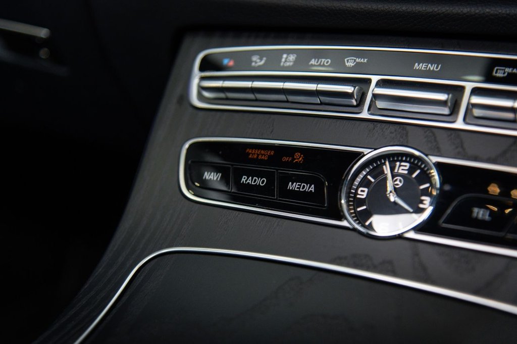 Used Mercedes-Benz E Class 2020 for sale - 76304309: Photo 20
