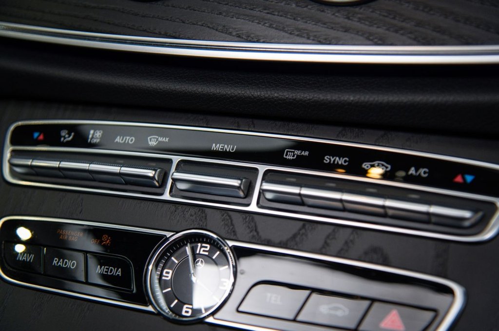 Used Mercedes-Benz E Class 2020 for sale - 76304309: Photo 23