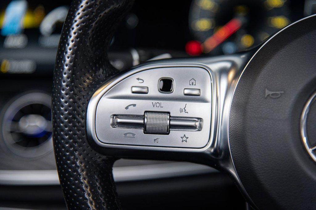 Used Mercedes-Benz E Class 2020 for sale - 76304309: Photo 29