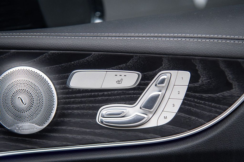 Used Mercedes-Benz E Class 2020 for sale - 76304309: Photo 32