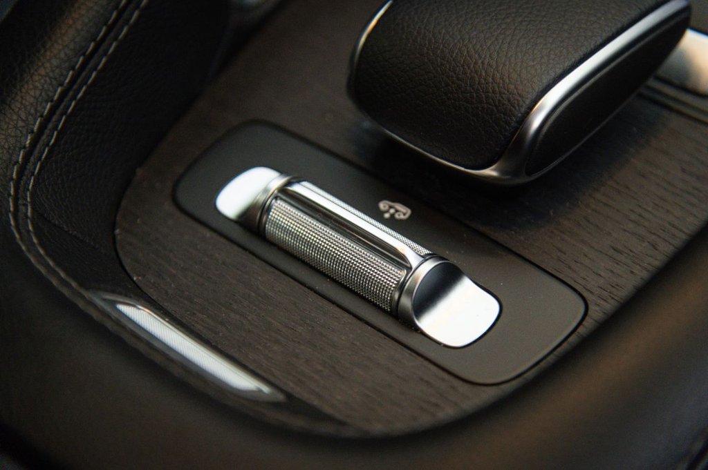 Used Mercedes-Benz GLE 2020 for sale - 76333619: Photo 48