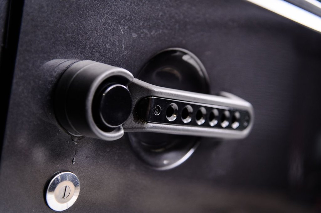 Used Jeep Wrangler 2018 for sale - 76841093: Photo 15