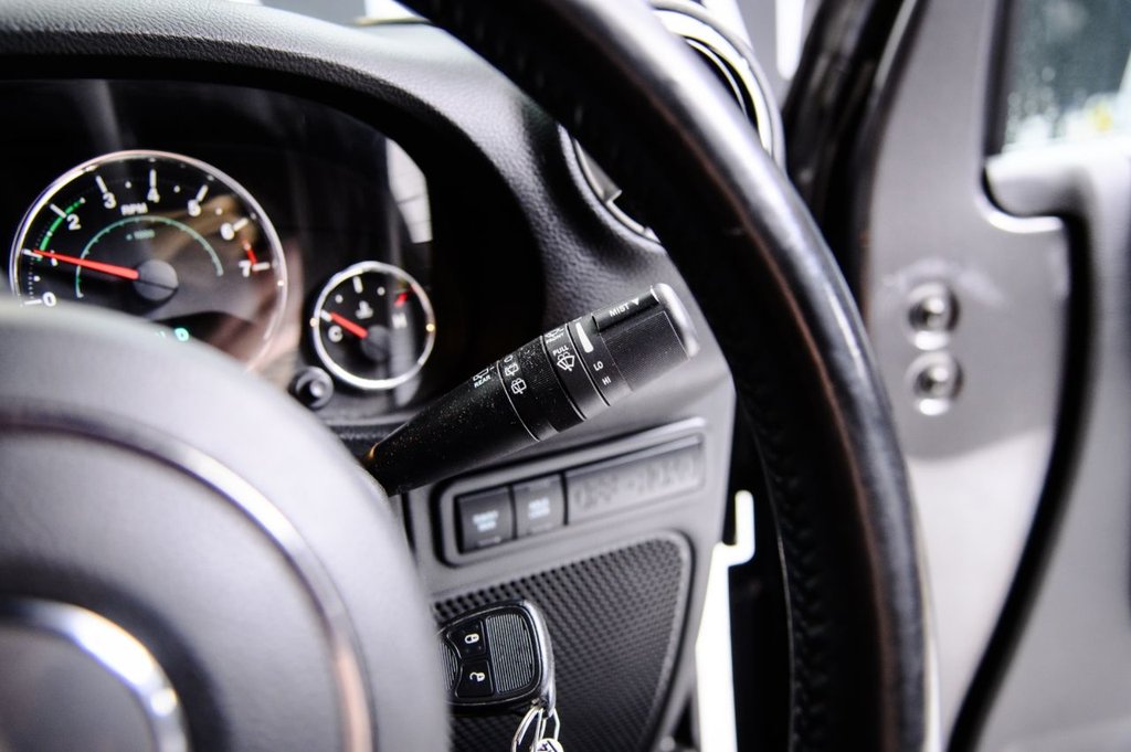 Used Jeep Wrangler 2018 for sale - 76841093: Photo 28