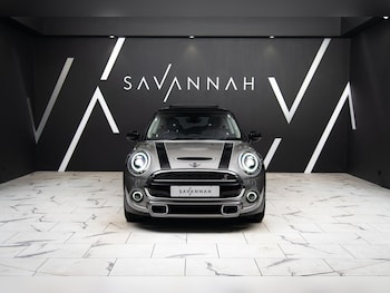 Used MINI Hatch 2020 for sale - 76256768: Photo