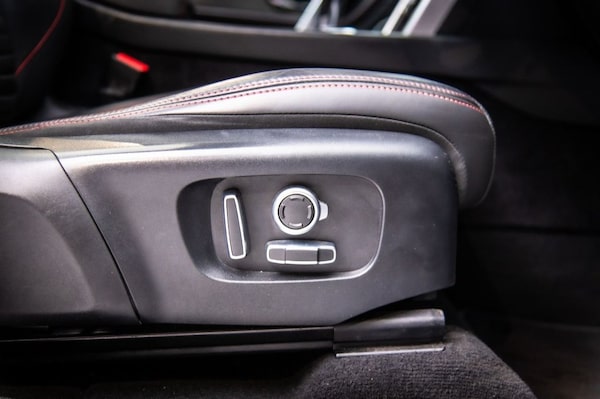 Used Land Rover Discovery Sport 2022 for sale - 75206659: Photo 28