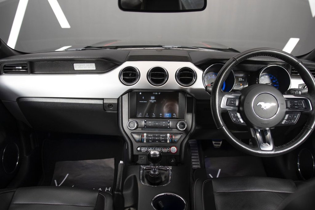 Used Ford Mustang 2017 for sale - 77966992: Photo 2