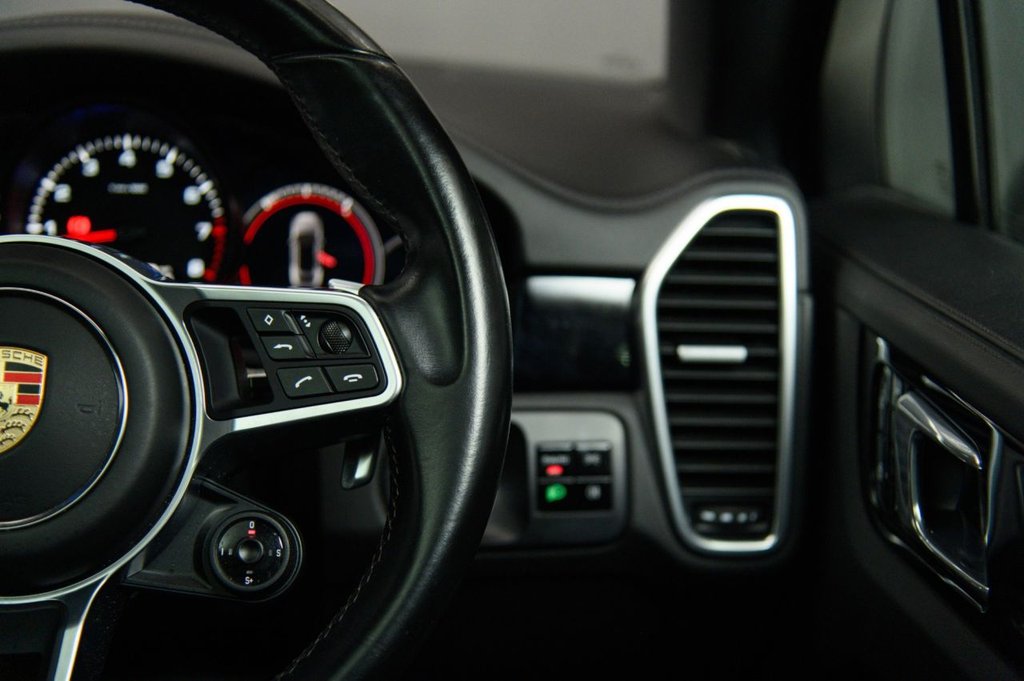 Used Porsche Cayenne 2019 for sale - 77020434: Photo 17