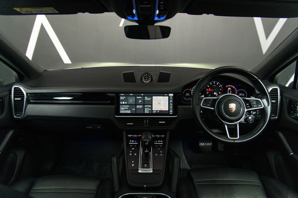 Used Porsche Cayenne 2019 for sale - 77020434: Photo 2